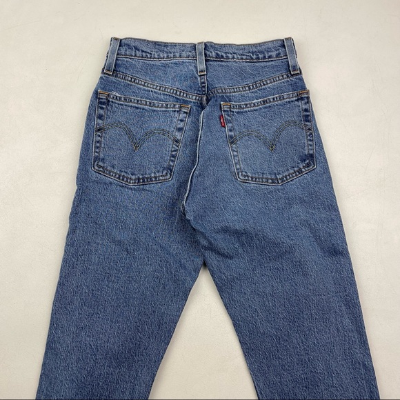 Vintage Levi’s 501 High Rise Women’s Jeans - Picture 8 of 8